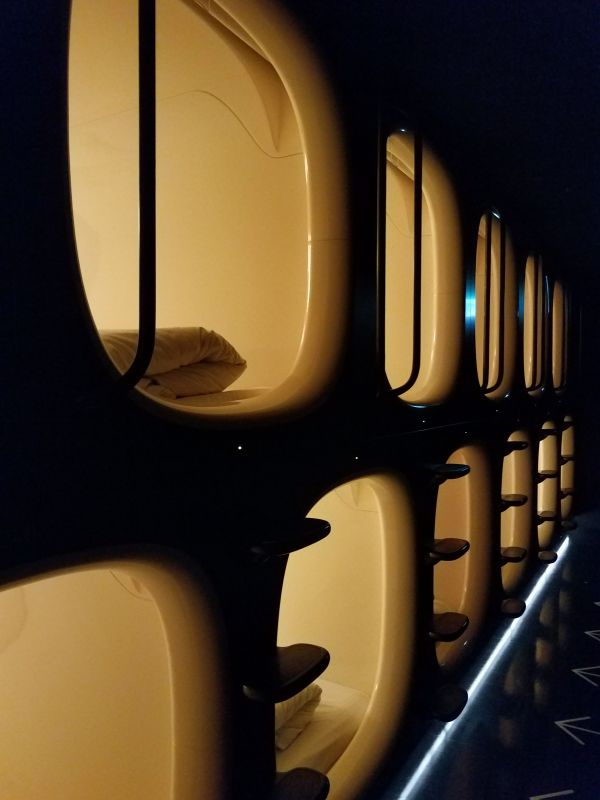9 Hours Capsule Hotel in Tokyo Airport